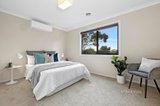 https://images.listonce.com.au/custom/160x/listings/113-white-street-mount-waverley-vic-3149/665/01540665_img_08.jpg?CsPEHtv6YXs