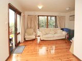 https://images.listonce.com.au/custom/160x/listings/113-woodhouse-grove-box-hill-north-vic-3129/985/01743985_img_02.jpg?zqU8btvPqHE