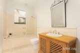 https://images.listonce.com.au/custom/160x/listings/1130-eyre-street-newington-vic-3350/550/01986550_img_10.jpg?lpnCec8QpQ8