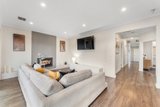 https://images.listonce.com.au/custom/160x/listings/11309-nepean-highway-cheltenham-vic-3192/371/01913371_img_05.jpg?cyaImGcvoRY