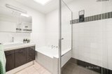 https://images.listonce.com.au/custom/160x/listings/11310-warrigal-road-cheltenham-vic-3192/650/01724650_img_09.jpg?taXyhcm5rG4
