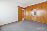 https://images.listonce.com.au/custom/160x/listings/11315-chisholm-street-black-hill-vic-3350/947/01767947_img_06.jpg?tzOg1cHDnBU
