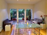 https://images.listonce.com.au/custom/160x/listings/1132-carlisle-street-st-kilda-vic-3182/766/01794766_img_06.jpg?Z3GOmEHQYPM