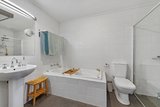 https://images.listonce.com.au/custom/160x/listings/1136-gladstone-street-moonee-ponds-vic-3039/101/01633101_img_06.jpg?6QIl0XAOKQI