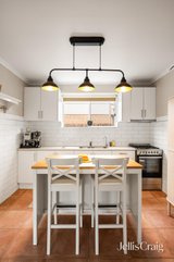 https://images.listonce.com.au/custom/160x/listings/1136-smith-street-thornbury-vic-3071/792/01960792_img_05.jpg?djPQw2nwI9g