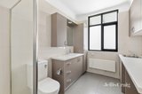 https://images.listonce.com.au/custom/160x/listings/11380-malvern-road-malvern-vic-3144/803/01973803_img_06.jpg?vtc8jYcy-UY
