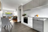 https://images.listonce.com.au/custom/160x/listings/1139-hutton-street-thornbury-vic-3071/548/01326548_img_07.jpg?eZX4zJow0po