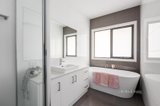 https://images.listonce.com.au/custom/160x/listings/1139-st-helena-road-greensborough-vic-3088/493/01492493_img_11.jpg?1S1wr-BHyuU