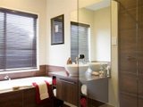 https://images.listonce.com.au/custom/160x/listings/113a-bellarine-highway-newcomb-vic-3219/312/01699312_img_08.jpg?pq6oO2h-6X4