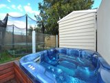 https://images.listonce.com.au/custom/160x/listings/113a-the-avenue-spotswood-vic-3015/182/01614182_img_09.jpg?-9sIP1MQTDE