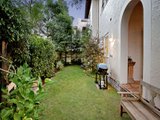 https://images.listonce.com.au/custom/160x/listings/114-beach-avenue-elwood-vic-3184/600/01794600_img_06.jpg?bLFTzfaoeL8