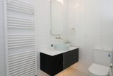 https://images.listonce.com.au/custom/160x/listings/114-evans-st-port-melbourne-vic-3207/477/01949477_img_08.jpg?1JkSBHA-5Xk