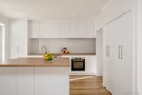 https://images.listonce.com.au/custom/160x/listings/114-railway-place-west-melbourne-vic-3003/005/01825005_img_03.jpg?5nzk_J0OrtY