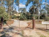 https://images.listonce.com.au/custom/160x/listings/114-ranters-gully-road-muckleford-vic-3451/486/00929486_img_02.jpg?dQhIFAaIhHU