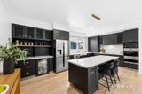 https://images.listonce.com.au/custom/160x/listings/114-sim-street-black-hill-vic-3350/907/01852907_img_03.jpg?3RAgHAcTltk