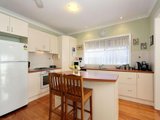 https://images.listonce.com.au/custom/160x/listings/114-thomas-street-ringwood-vic-3134/646/00620646_img_06.jpg?qI2QUq7W-l4