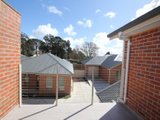 https://images.listonce.com.au/custom/160x/listings/11406-bradshaw-street-golden-point-vic-3350/884/01575884_img_02.jpg?JgJSI9kAnbs