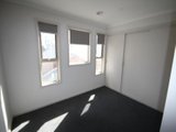 https://images.listonce.com.au/custom/160x/listings/11406-bradshaw-street-golden-point-vic-3350/884/01575884_img_06.jpg?S_2b-yuKJy4