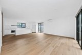https://images.listonce.com.au/custom/160x/listings/1147-woodhouse-grove-box-hill-north-vic-3129/048/01986048_img_01.jpg?mKJfkuQ1DJY
