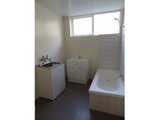 https://images.listonce.com.au/custom/160x/listings/1148-evans-street-moonee-ponds-vic-3039/824/01725824_img_04.jpg?EeJ_gRdBUfE