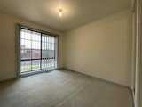 https://images.listonce.com.au/custom/160x/listings/11484-north-road-clayton-vic-3168/794/01748794_img_05.jpg?zNx8hFEshlc