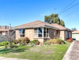 https://images.listonce.com.au/custom/160x/listings/1149-grevillea-road-wendouree-vic-3355/835/01627835_img_01.jpg?GATJVGLSMX0