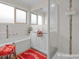 https://images.listonce.com.au/custom/160x/listings/114a-parrs-road-croydon-vic-3136/045/01526045_img_15.jpg?8MwVg-9hi74