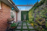 https://images.listonce.com.au/custom/160x/listings/115-hemingford-road-bentleigh-east-vic-3165/069/01028069_img_11.jpg?OR44Za9NTpg