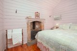 https://images.listonce.com.au/custom/160x/listings/115-high-street-maldon-vic-3463/874/00753874_img_07.jpg?DYx-g_-nVOA