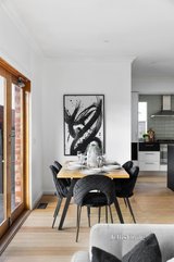 https://images.listonce.com.au/custom/160x/listings/115-nepean-street-greensborough-vic-3088/682/01702682_img_06.jpg?2Q2zr58308s