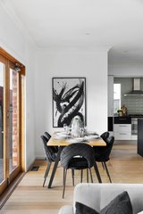 https://images.listonce.com.au/custom/160x/listings/115-nepean-street-greensborough-vic-3088/961/01725961_img_05.jpg?YG0Fvs1T4X8