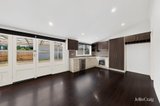 https://images.listonce.com.au/custom/160x/listings/115-waverley-street-moonee-ponds-vic-3039/789/01883789_img_11.jpg?84A6o88M7TI