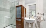https://images.listonce.com.au/custom/160x/listings/1152-princess-street-kew-vic-3101/811/01931811_img_08.jpg?r0J6nZLkrOs