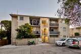 https://images.listonce.com.au/custom/160x/listings/1153-flemington-street-travancore-vic-3032/135/01782135_img_07.jpg?0PiYS9oe1yE