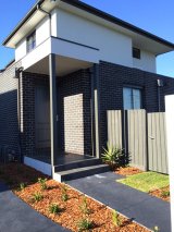 https://images.listonce.com.au/custom/160x/listings/115a-benkel-avenue-cheltenham-vic-3192/044/01832044_img_05.jpg?MGGrdnmB8DQ