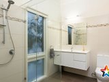 https://images.listonce.com.au/custom/160x/listings/116-bastow-road-lilydale-vic-3140/945/01524945_img_04.jpg?gAnBMqsUIAY