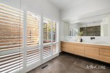 https://images.listonce.com.au/custom/160x/listings/116-brackenbury-street-warrandyte-vic-3113/100/01983100_img_12.jpg?DR2K7AIYn28