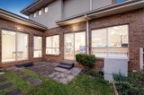 https://images.listonce.com.au/custom/160x/listings/116-elm-grove-mount-waverley-vic-3149/660/01597660_img_08.jpg?mT3aI-TGBqw