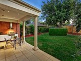 https://images.listonce.com.au/custom/160x/listings/116-hill-road-balwyn-north-vic-3104/096/00829096_img_08.jpg?7Zk2f4J7emI