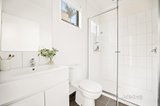 https://images.listonce.com.au/custom/160x/listings/116-jean-street-cheltenham-vic-3192/591/01726591_img_09.jpg?diJ3-EejzC0