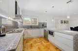 https://images.listonce.com.au/custom/160x/listings/116-maple-street-mount-waverley-vic-3149/814/00313814_img_03.jpg?s_-1GlmBhEE