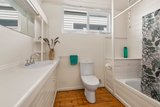 https://images.listonce.com.au/custom/160x/listings/116-mckillop-street-geelong-vic-3220/518/01698518_img_07.jpg?GJIyCWVmcEs