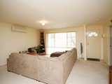 https://images.listonce.com.au/custom/160x/listings/116-viewpoint-drive-chirnside-park-vic-3116/158/01525158_img_02.jpg?J9BmnkRpbHk