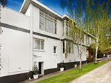 https://images.listonce.com.au/custom/160x/listings/1162-power-street-hawthorn-vic-3122/012/01685012_img_01.jpg?pxzWMGWGdmg