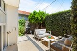 https://images.listonce.com.au/custom/160x/listings/1165-stawell-street-richmond-vic-3121/212/01765212_img_08.jpg?OJt2gUFddTA