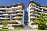 https://images.listonce.com.au/custom/160x/listings/11659-stables-circuit-doncaster-vic-3108/482/01988482_img_06.jpg?AKWGsYCO-BM