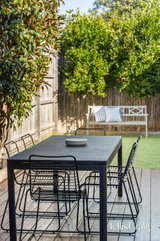 https://images.listonce.com.au/custom/160x/listings/116a-marlborough-street-bentleigh-east-vic-3165/433/01885433_img_19.jpg?MQlOGblOrNU