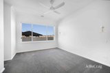 https://images.listonce.com.au/custom/160x/listings/117-ascot-gardens-drive-bonshaw-vic-3352/161/01753161_img_02.jpg?ewt36drc8Pc