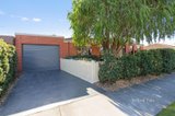 https://images.listonce.com.au/custom/160x/listings/117-golden-avenue-chelsea-vic-3196/945/01700945_img_01.jpg?IHBrLIFpnmo
