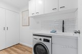 https://images.listonce.com.au/custom/160x/listings/117-golden-avenue-chelsea-vic-3196/945/01700945_img_13.jpg?1rSle7u8cpo